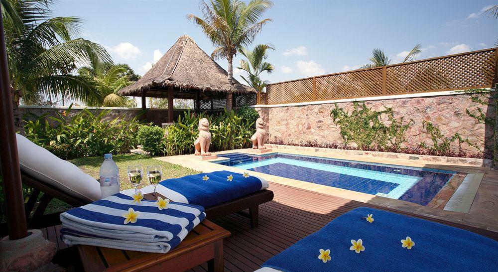 Palace Residence & Villa Siem Reap Exterior photo