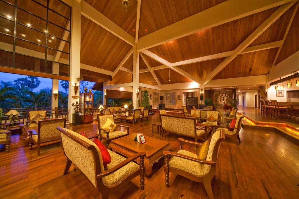 Palace Residence & Villa Siem Reap Exterior photo